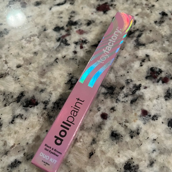 ToyFactory Dollpaint Gel Eyeliner Duo Kit (new in box) - Picture 2 of 2
